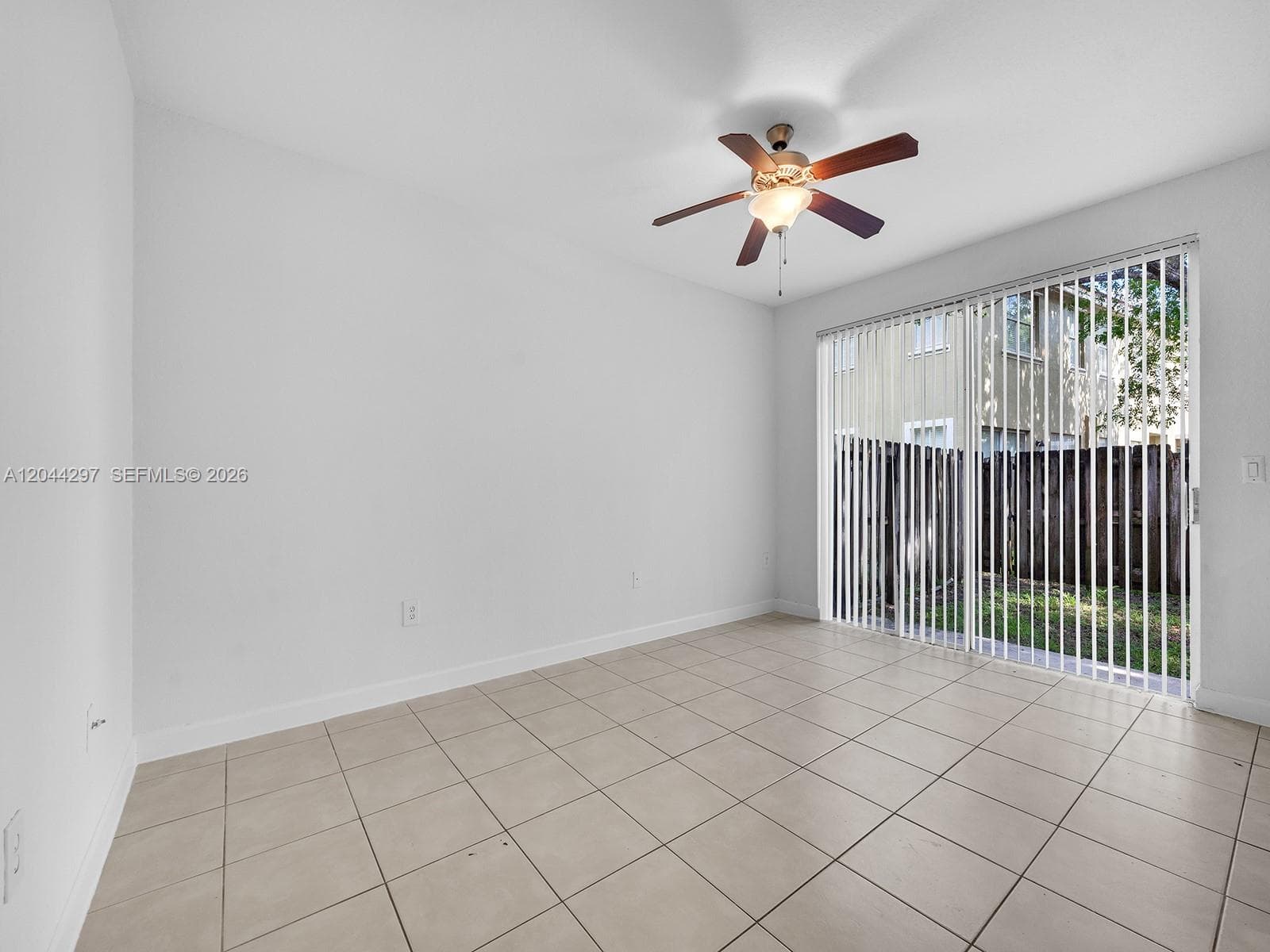 2482 SE 15th Ct photo 12