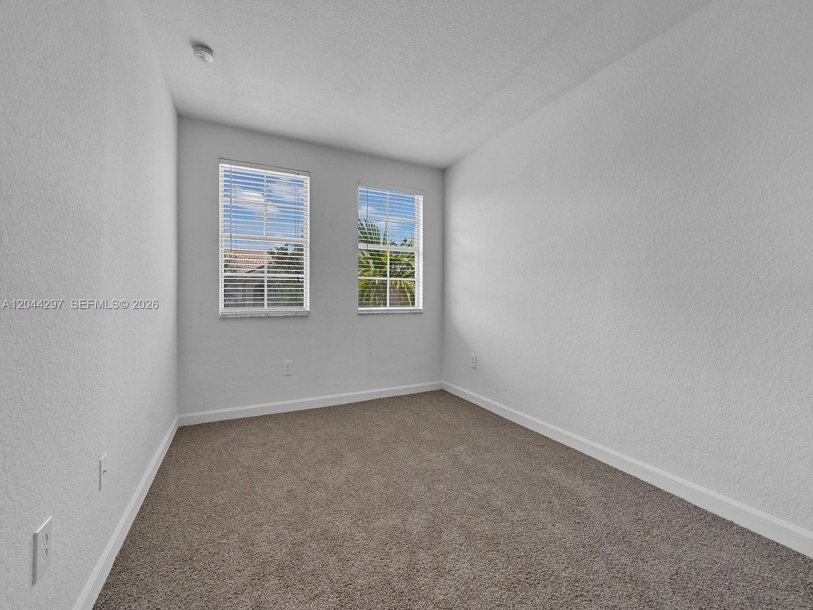 2482 SE 15th Ct photo 32