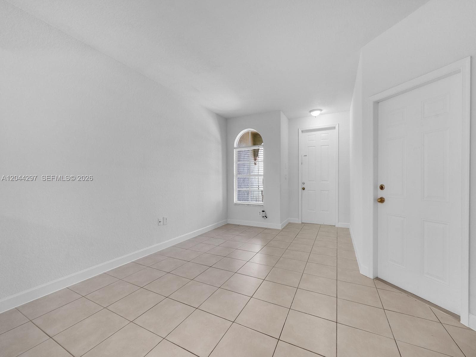 2482 SE 15th Ct photo 5