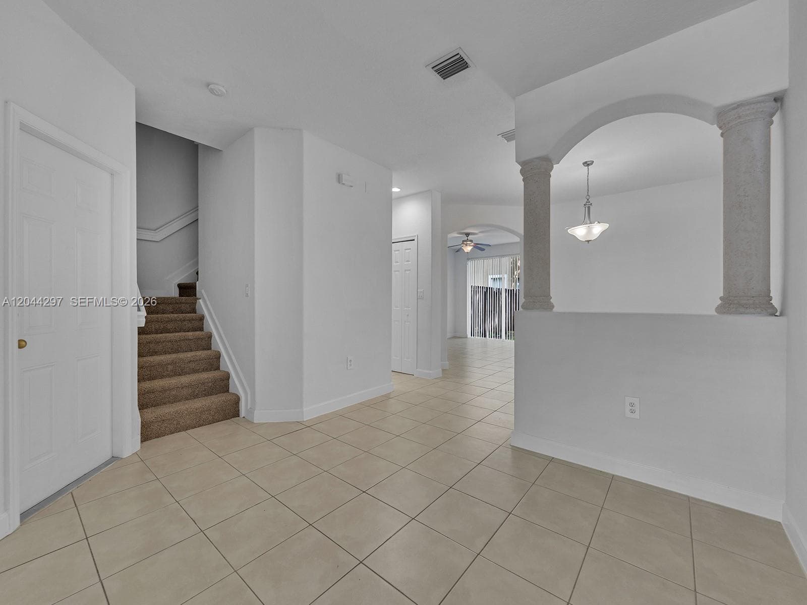 2482 SE 15th Ct photo 4