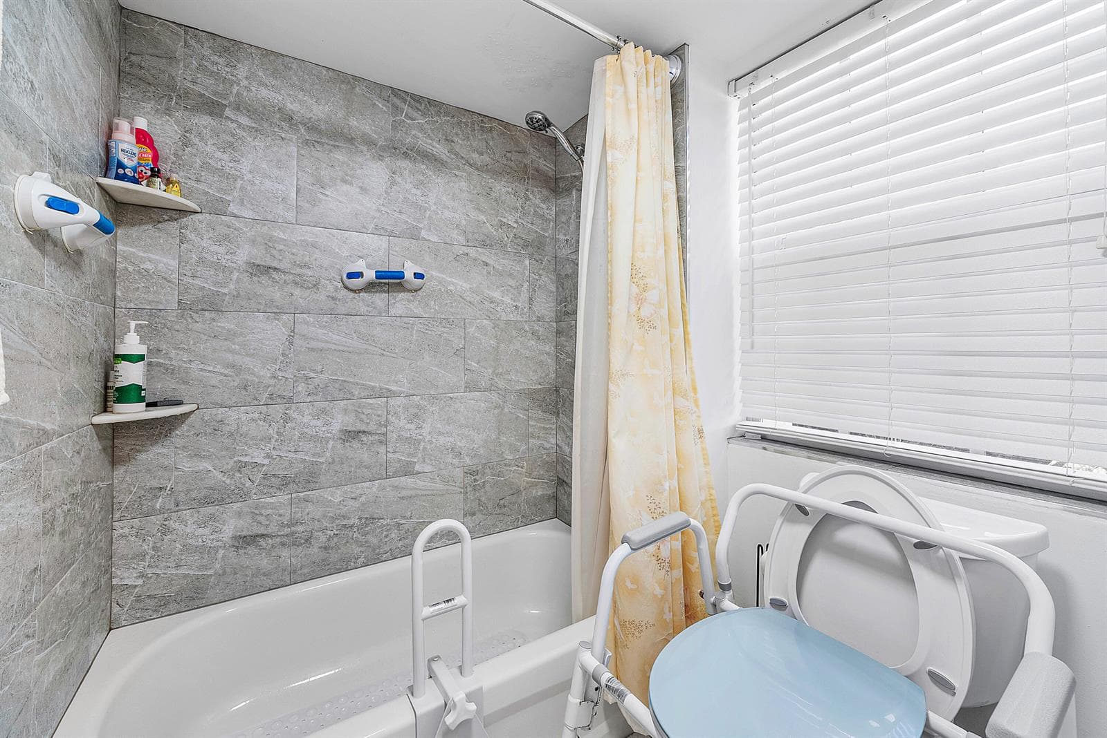 016-5540TamberlaneCircle-221-PalmBeachGa