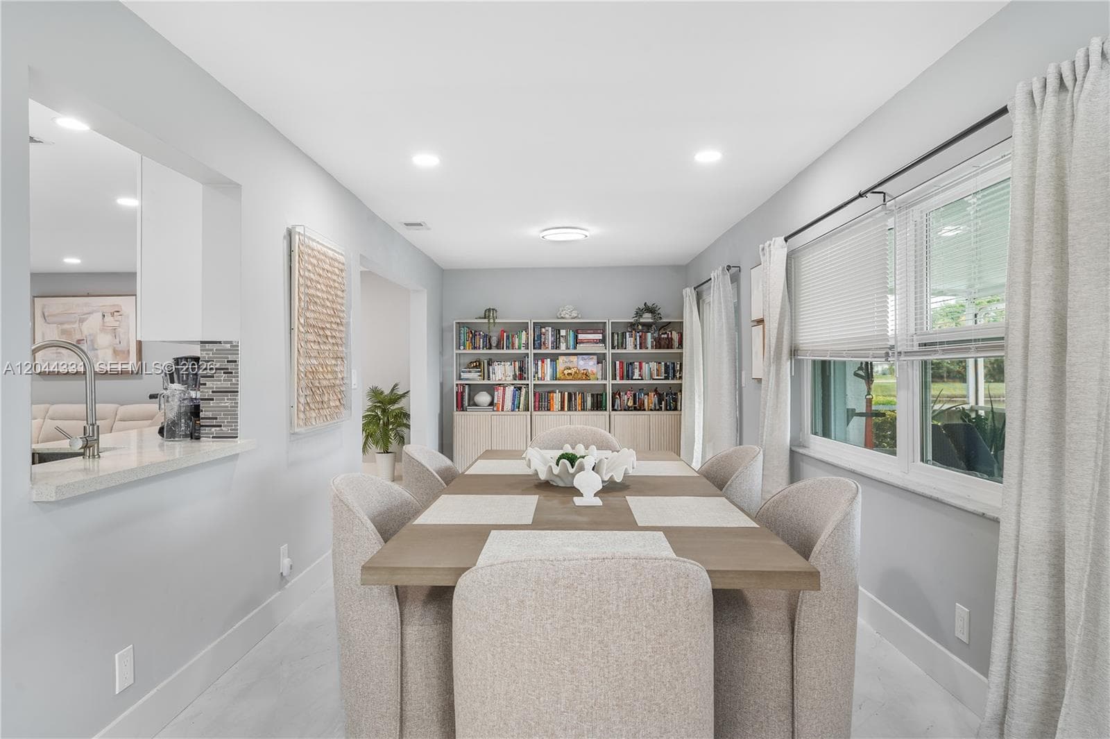 14307 Amapola Dr photo 12
