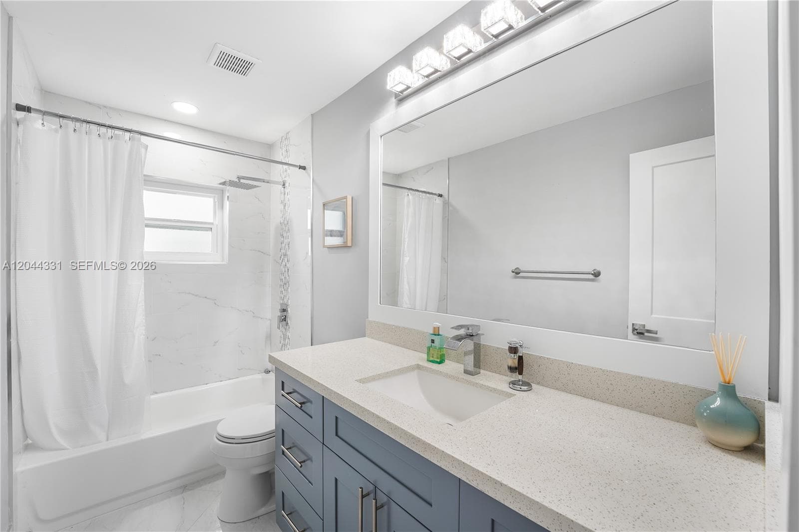 14307 Amapola Dr photo 20