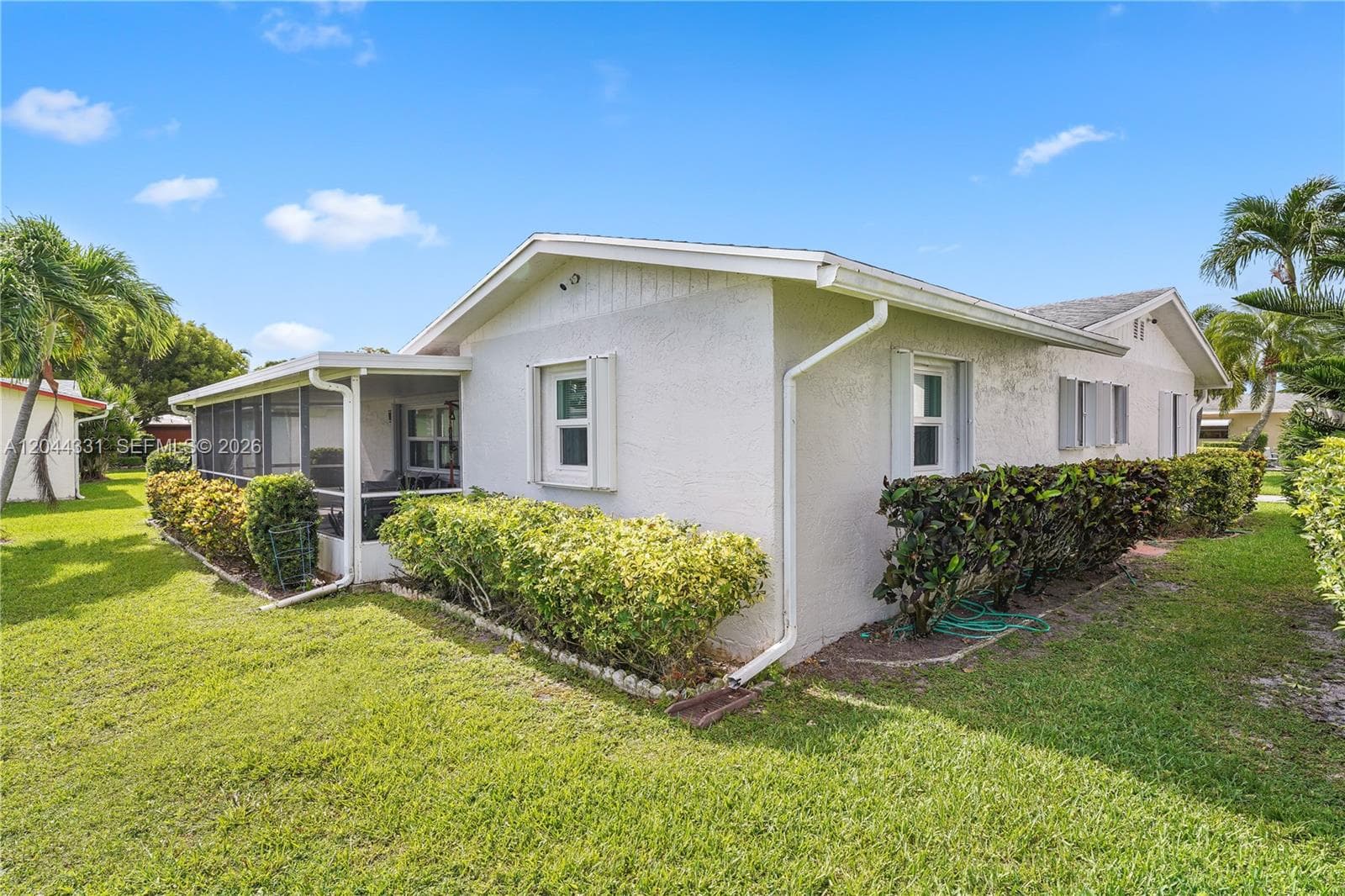 14307 Amapola Dr photo 33