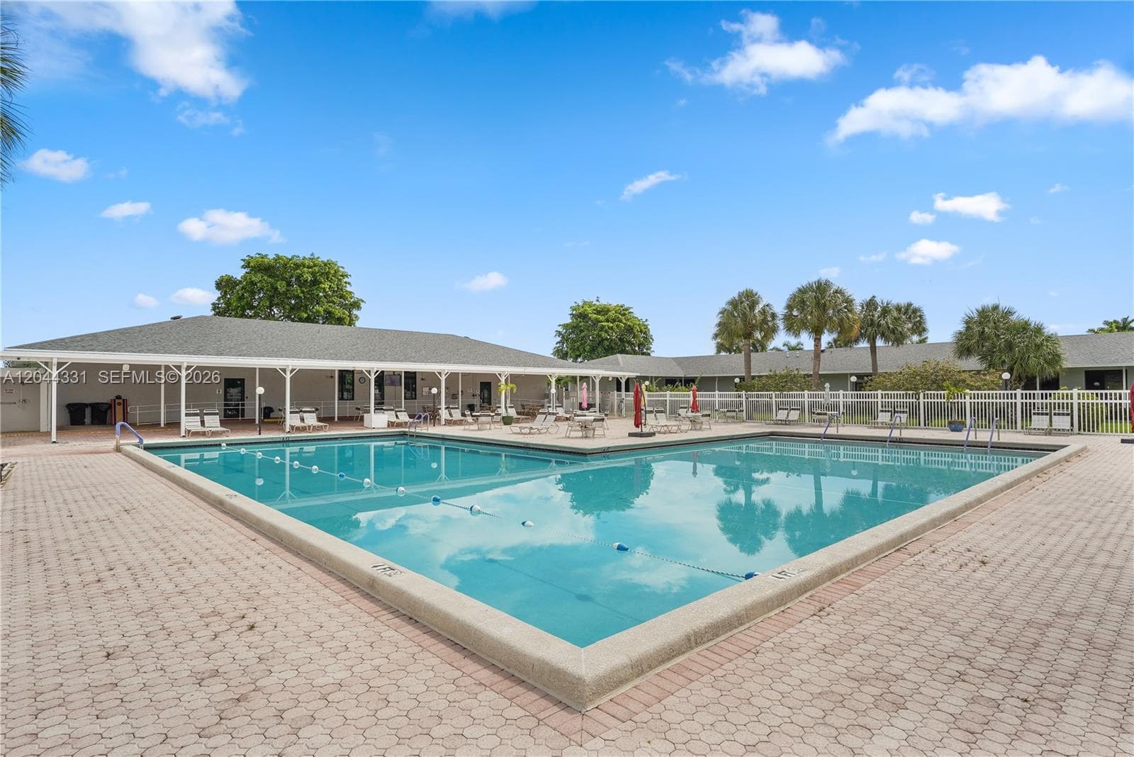 14307 Amapola Dr photo 35