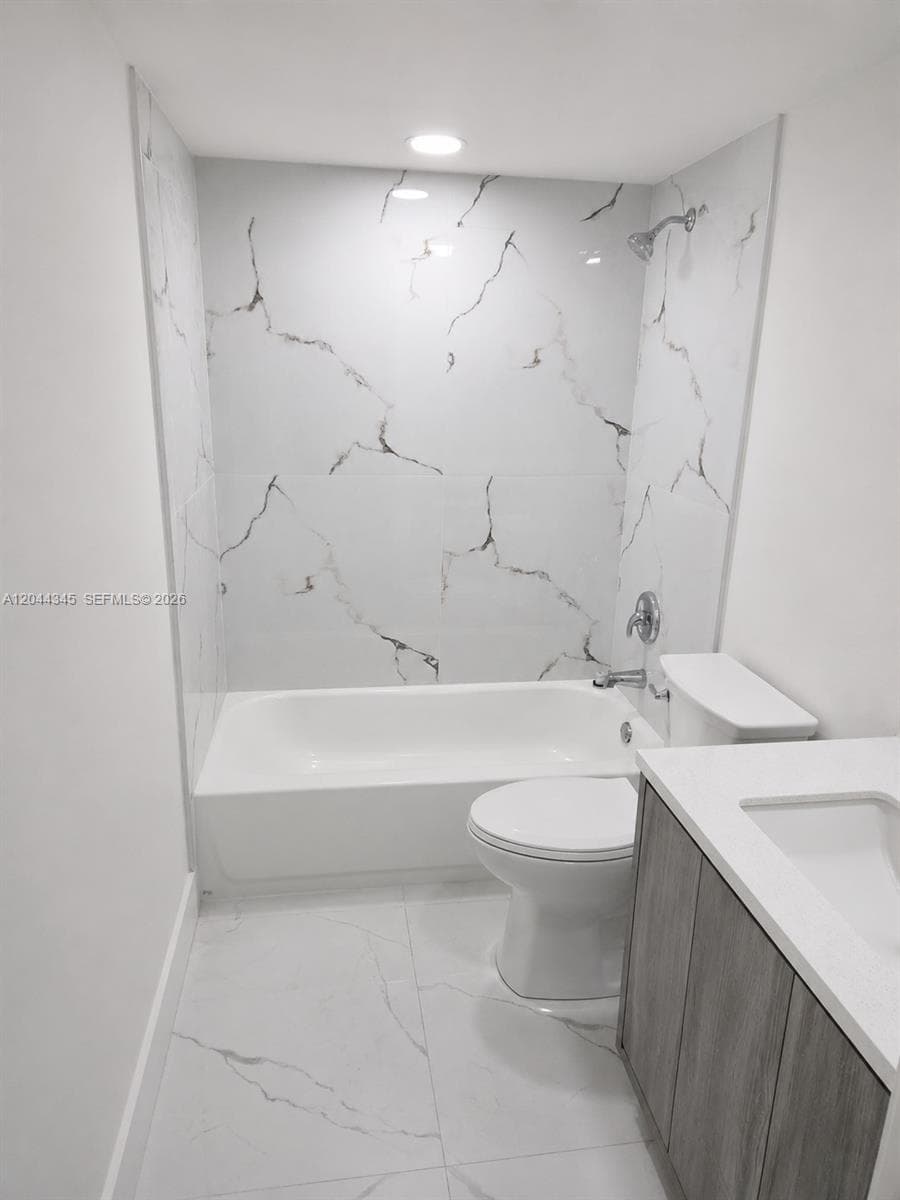 MONTEREY VILLAGE-ONE COND · #101-28 in Miami - Photo 3