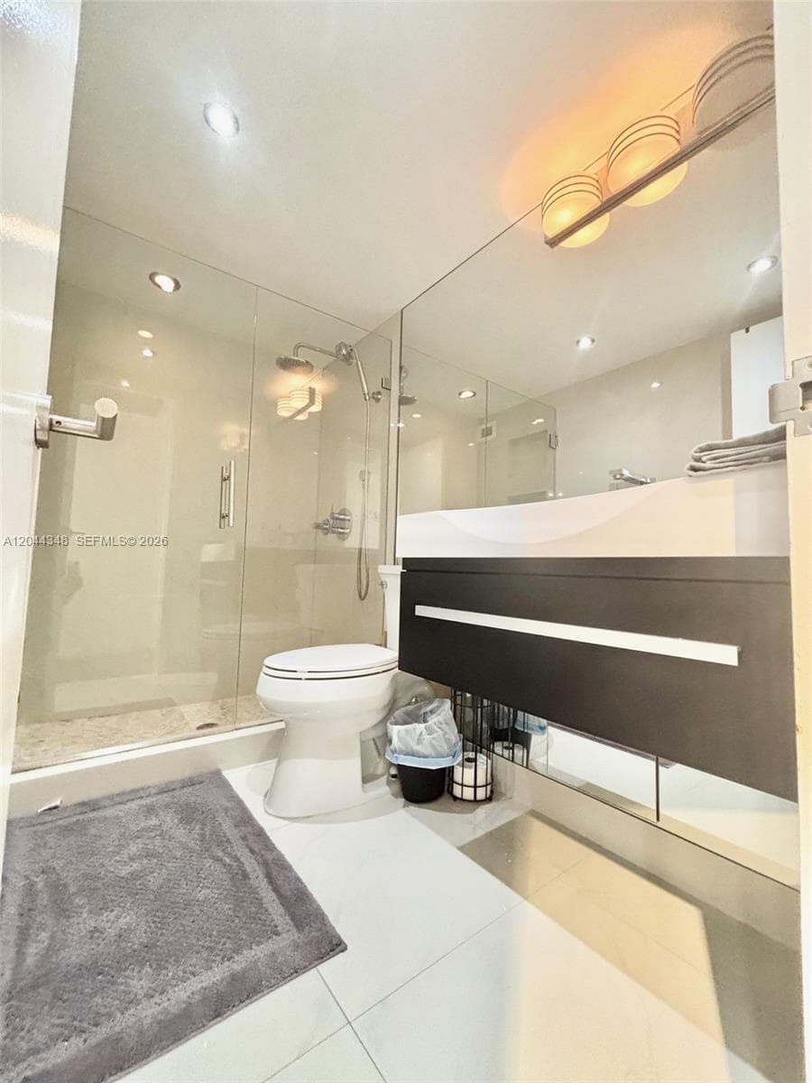 PARKER PLAZA CONDO ESTATE · #423 in Hallandale Beach - Photo 13