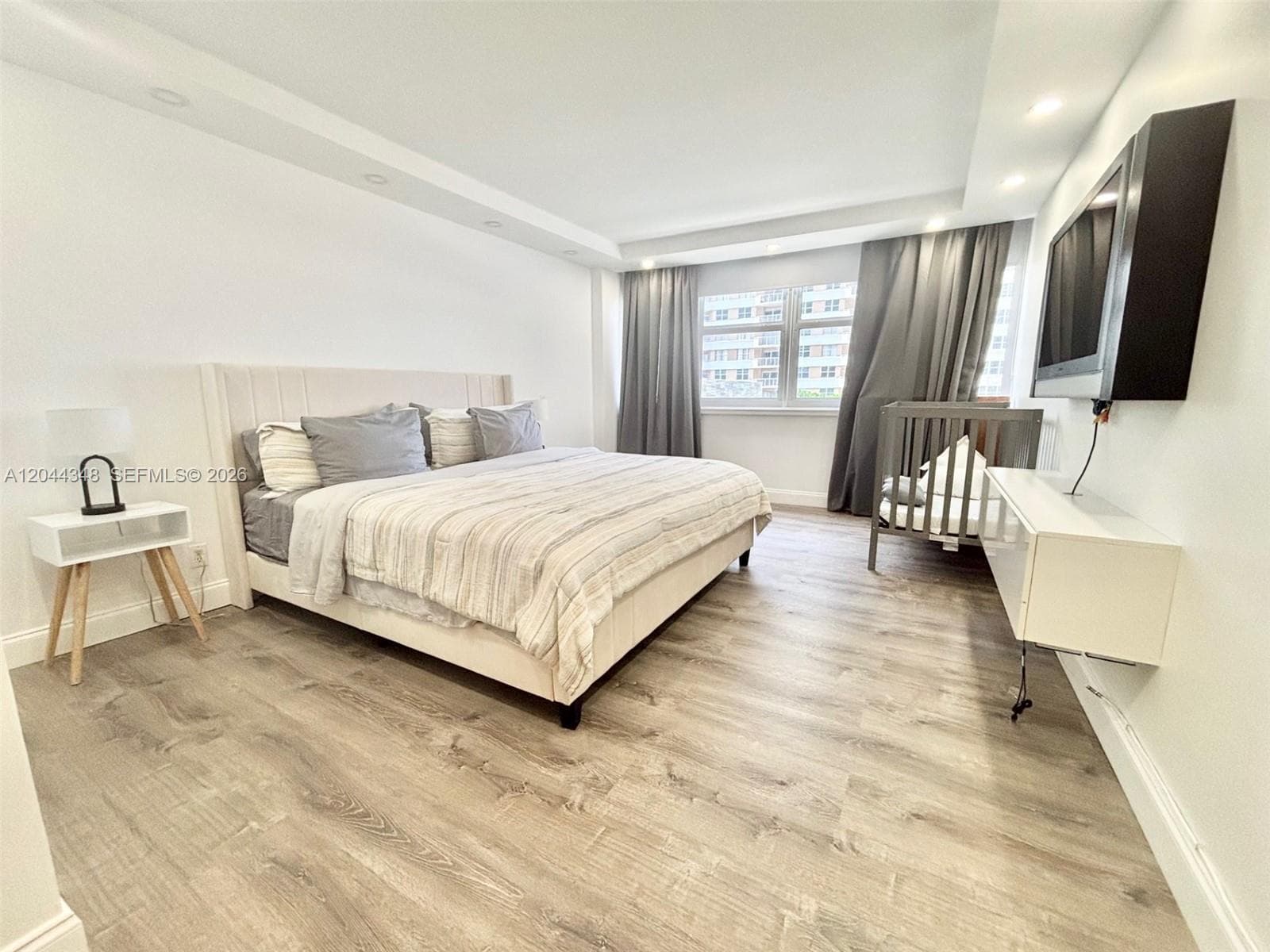 PARKER PLAZA CONDO ESTATE · #423 in Hallandale Beach - Photo 9
