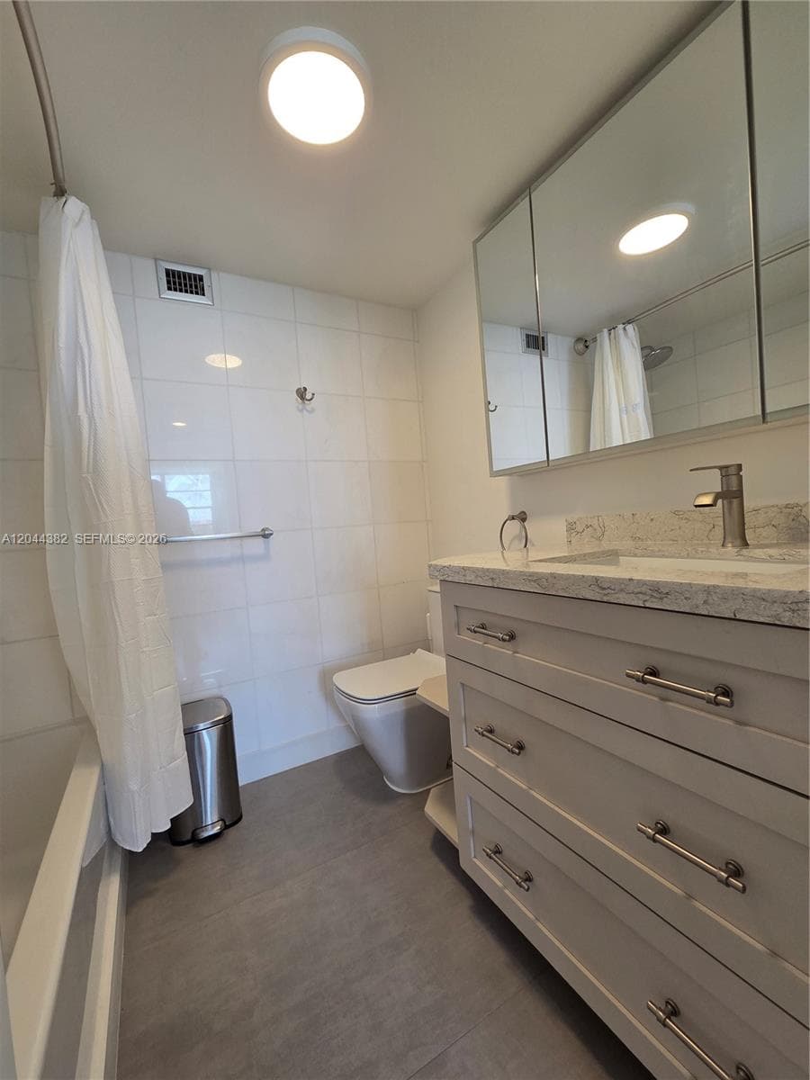 BAYVIEW TOWERS CONDO SOUT · #A410 in North Miami - Photo 27