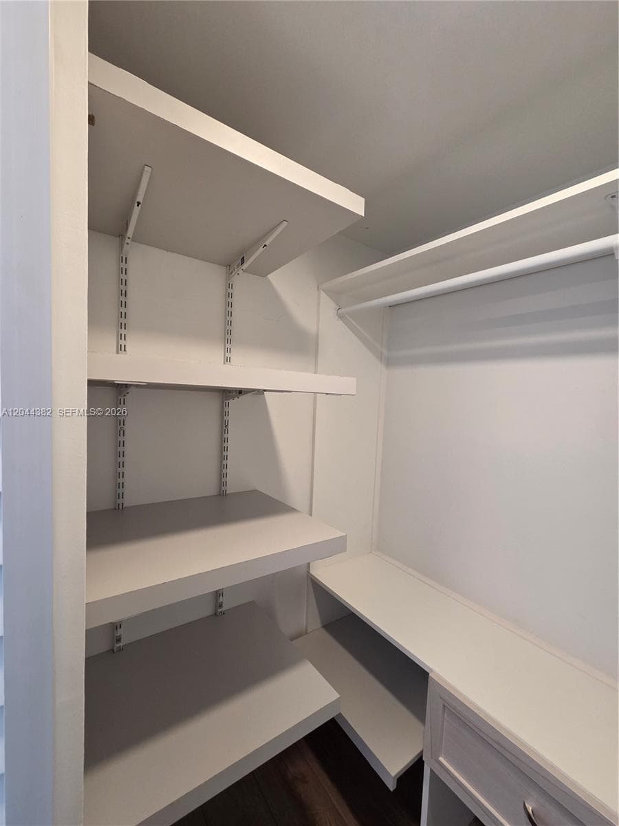 BAYVIEW TOWERS CONDO SOUT · #A410 in North Miami - Photo 30