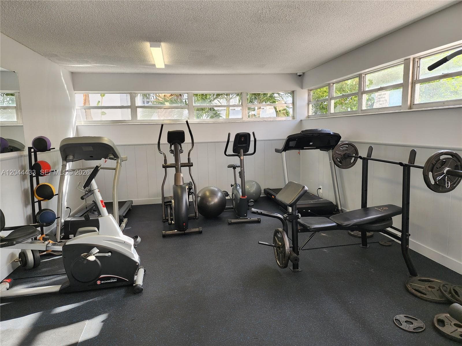 CLIFTON CONDO · #404 in Hallandale Beach - Photo 8