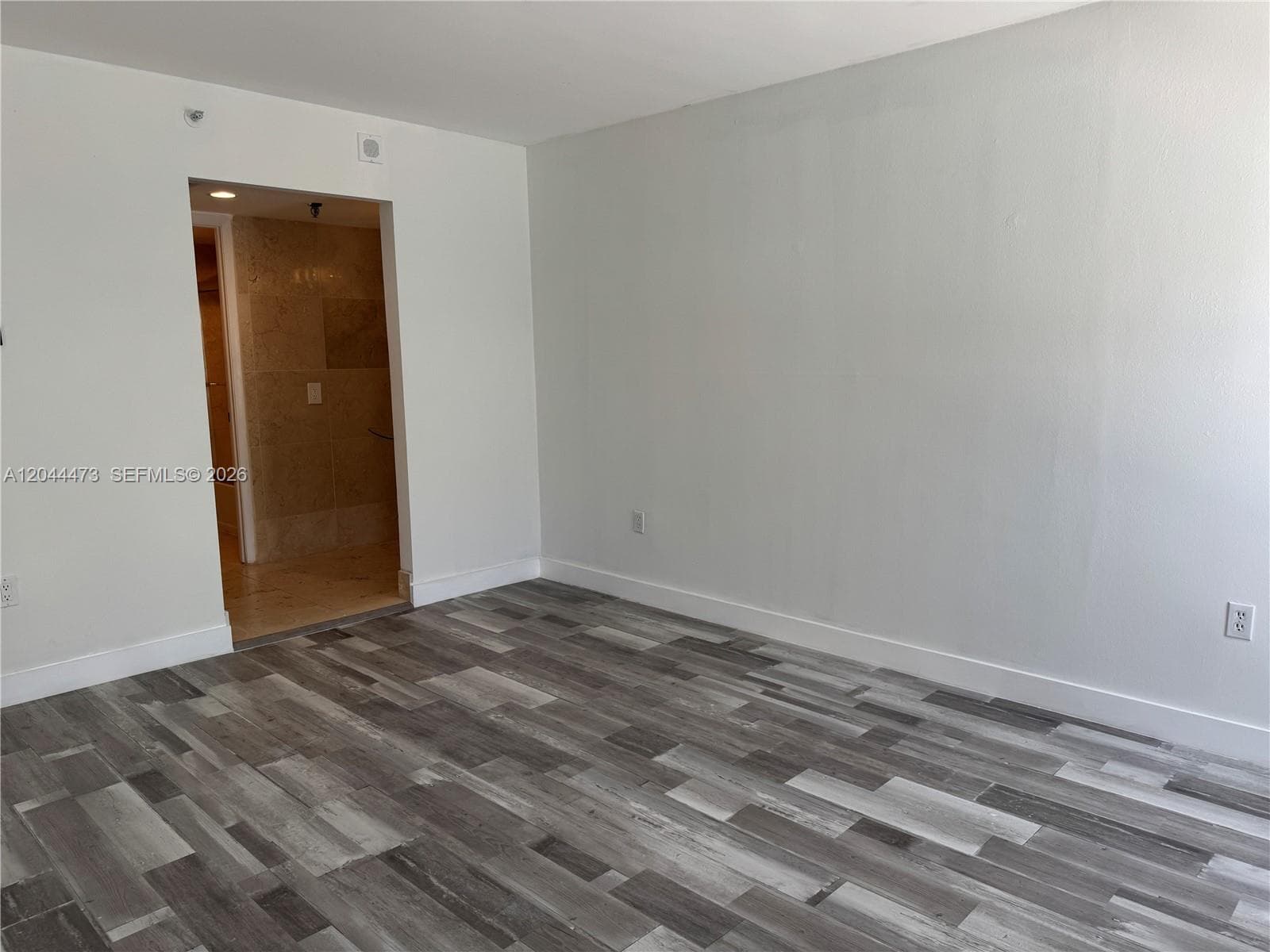 GOLDEN WEST CONDO · #202 in Miami Beach - Photo 20