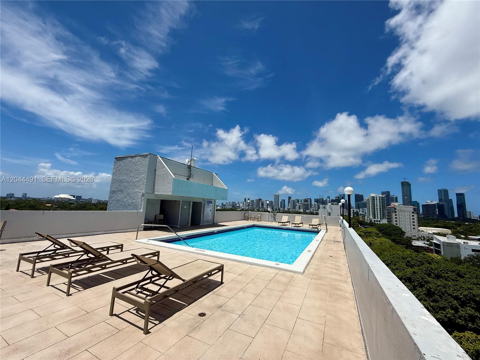 Coral Wat Towers · #3C in Miami - Photo 5