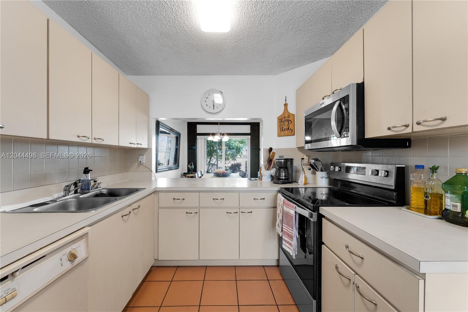 12427 NW 7th Ln photo 34
