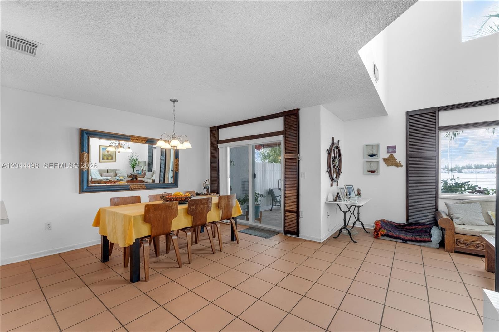 12427 NW 7th Ln photo 40