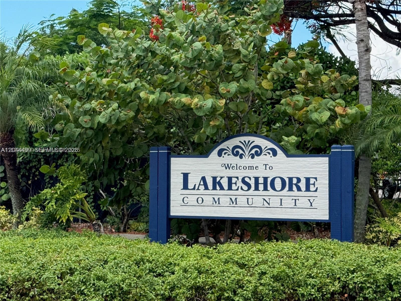 LAKESHORE · #1044I in Homestead - Photo 17