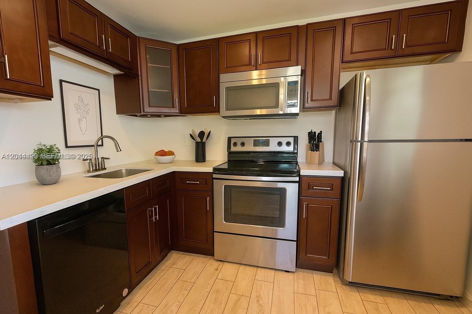 LAKESHORE · #1044I in Homestead - Photo 3