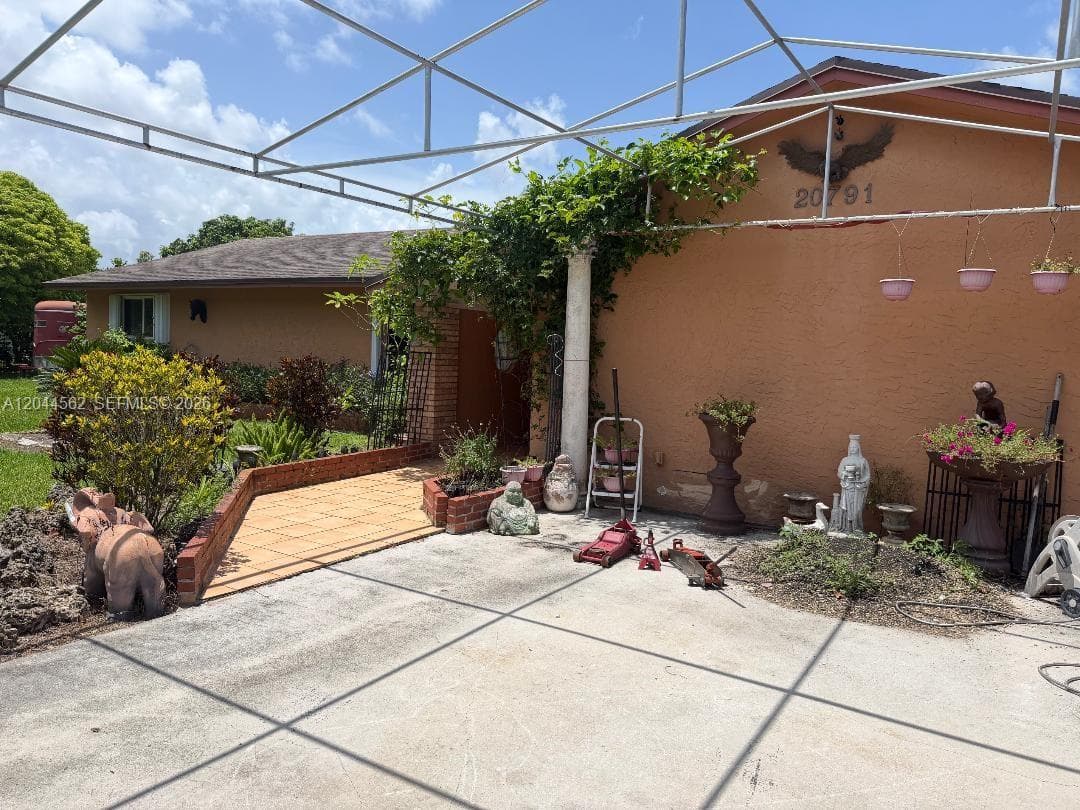 20791 SW 240th St photo 6
