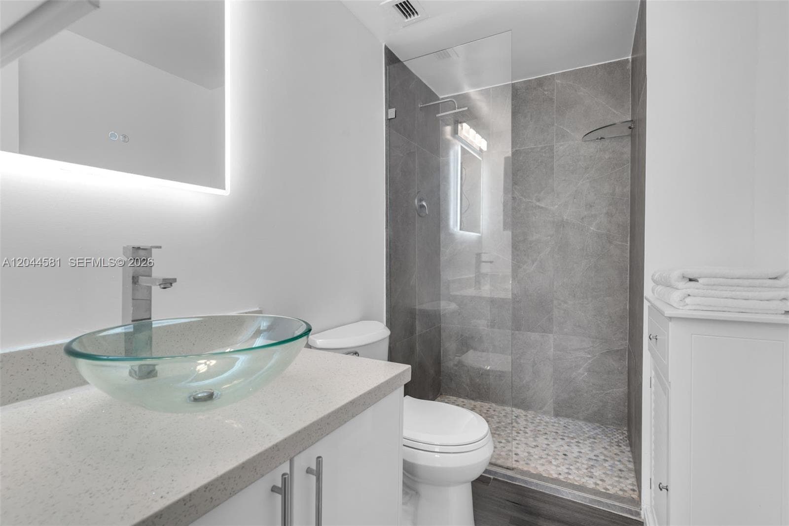 PARKVIEW POINT CONDO · #10H in Miami Beach - Photo 6