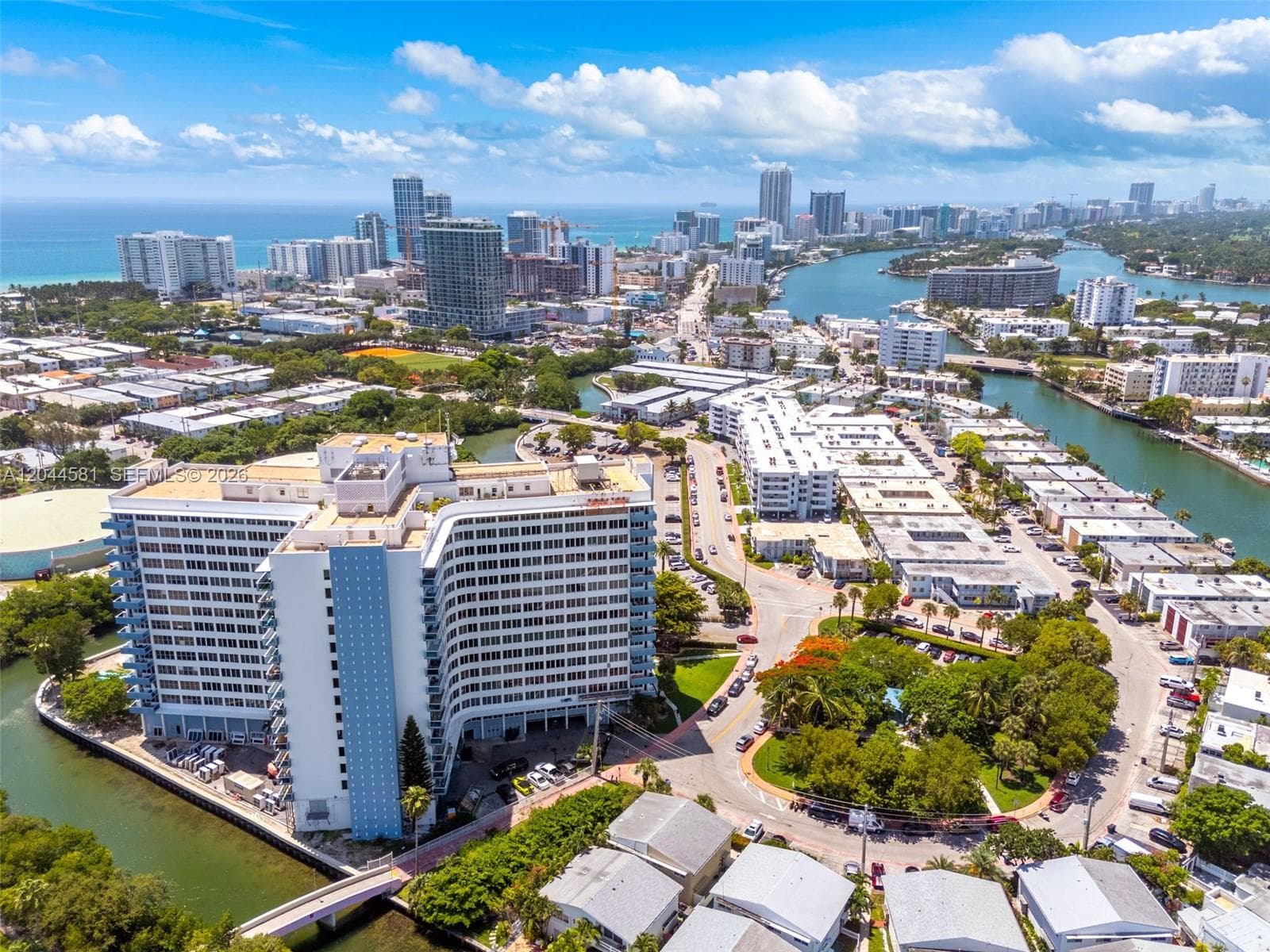 PARKVIEW POINT CONDO · #10H in Miami Beach - Photo 32