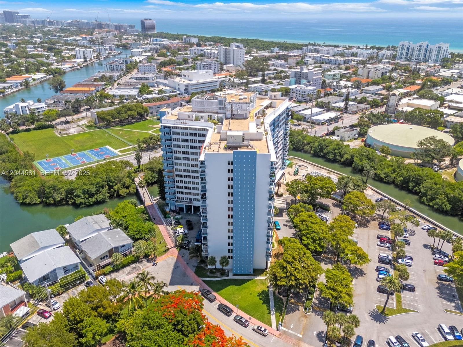 PARKVIEW POINT CONDO · #10H in Miami Beach - Photo 24
