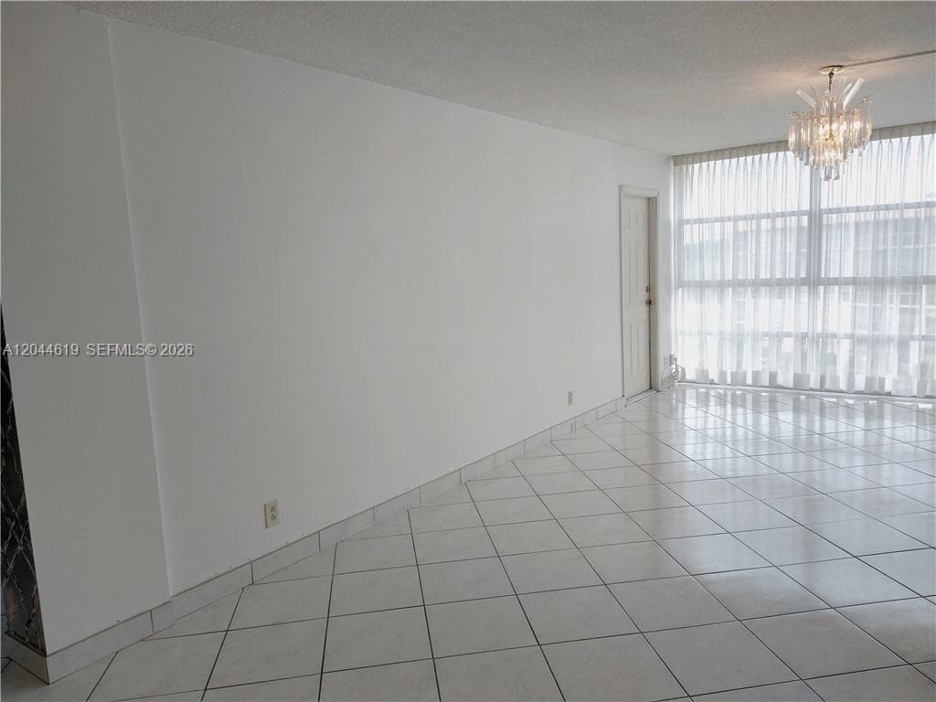 DESOTO PARK CONDO · #517 in Hallandale Beach - Photo 13