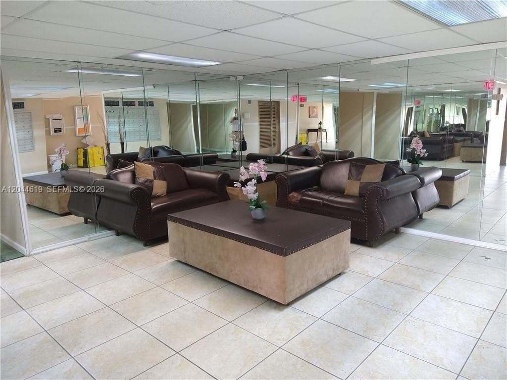 DESOTO PARK CONDO · #517 in Hallandale Beach - Photo 4