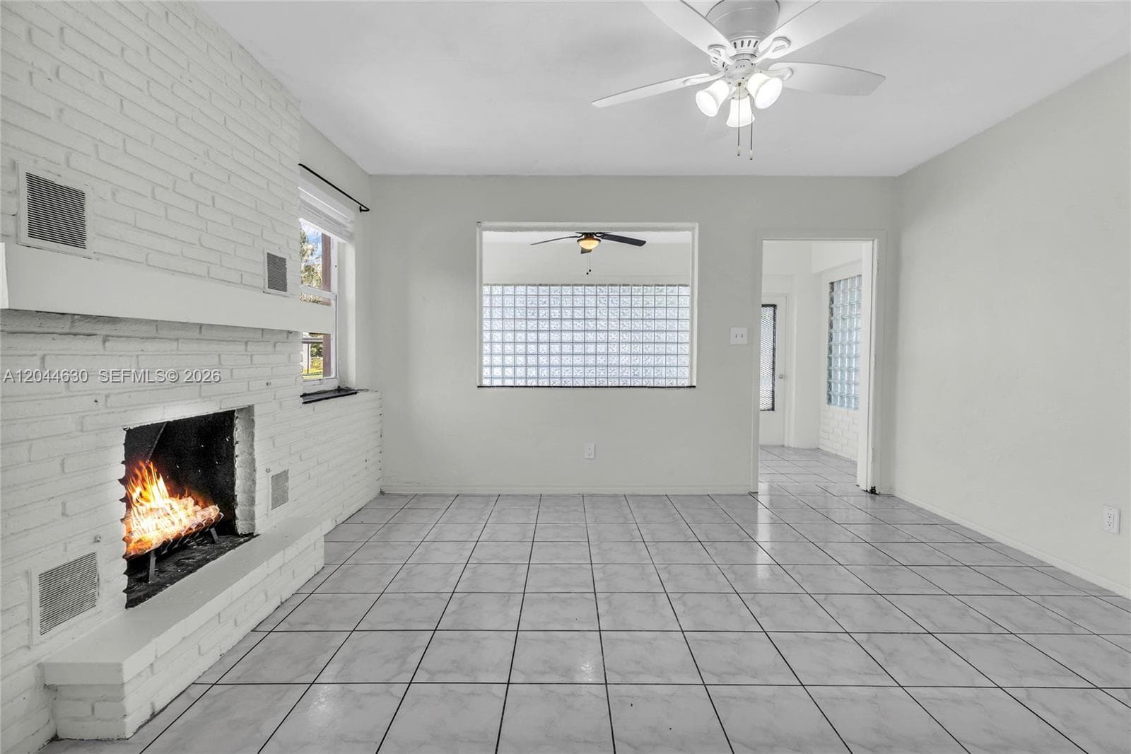 842 S 28th Ave photo 5