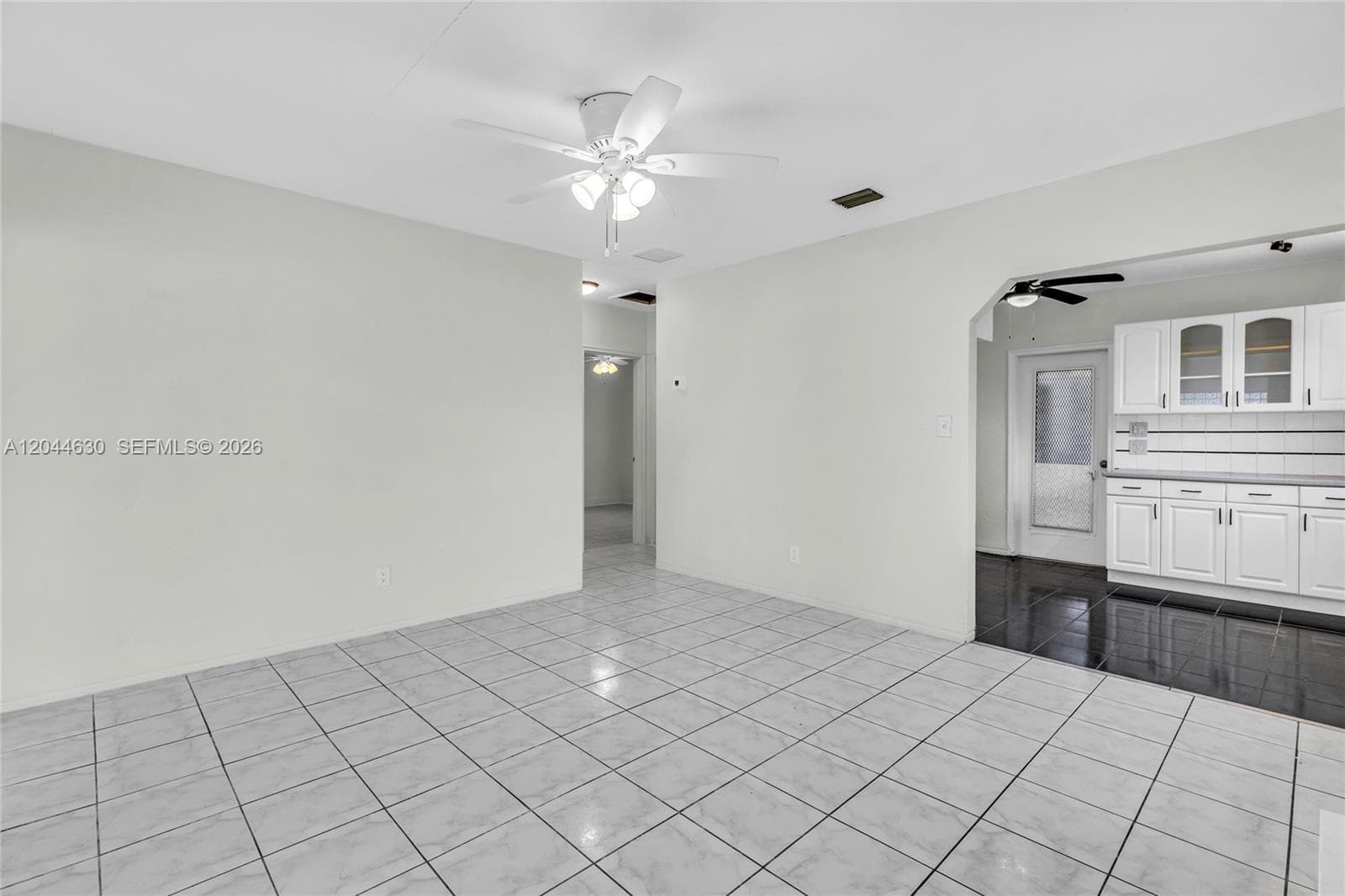 842 S 28th Ave photo 11