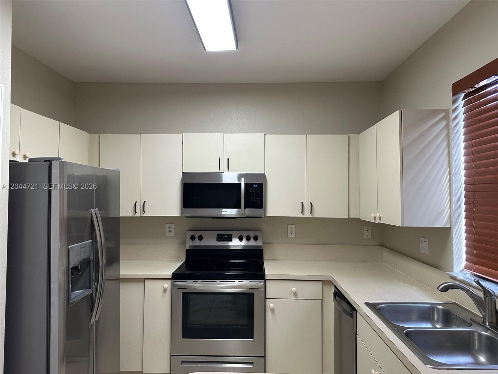 13741 SW 274th Ter photo 12