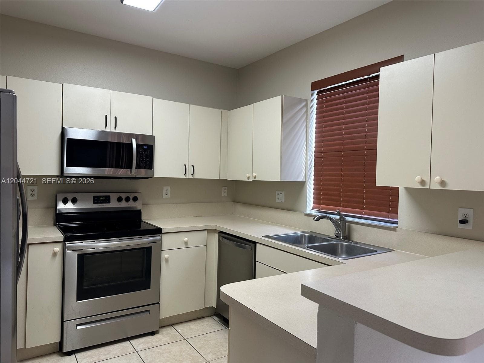 13741 SW 274th Ter photo 11