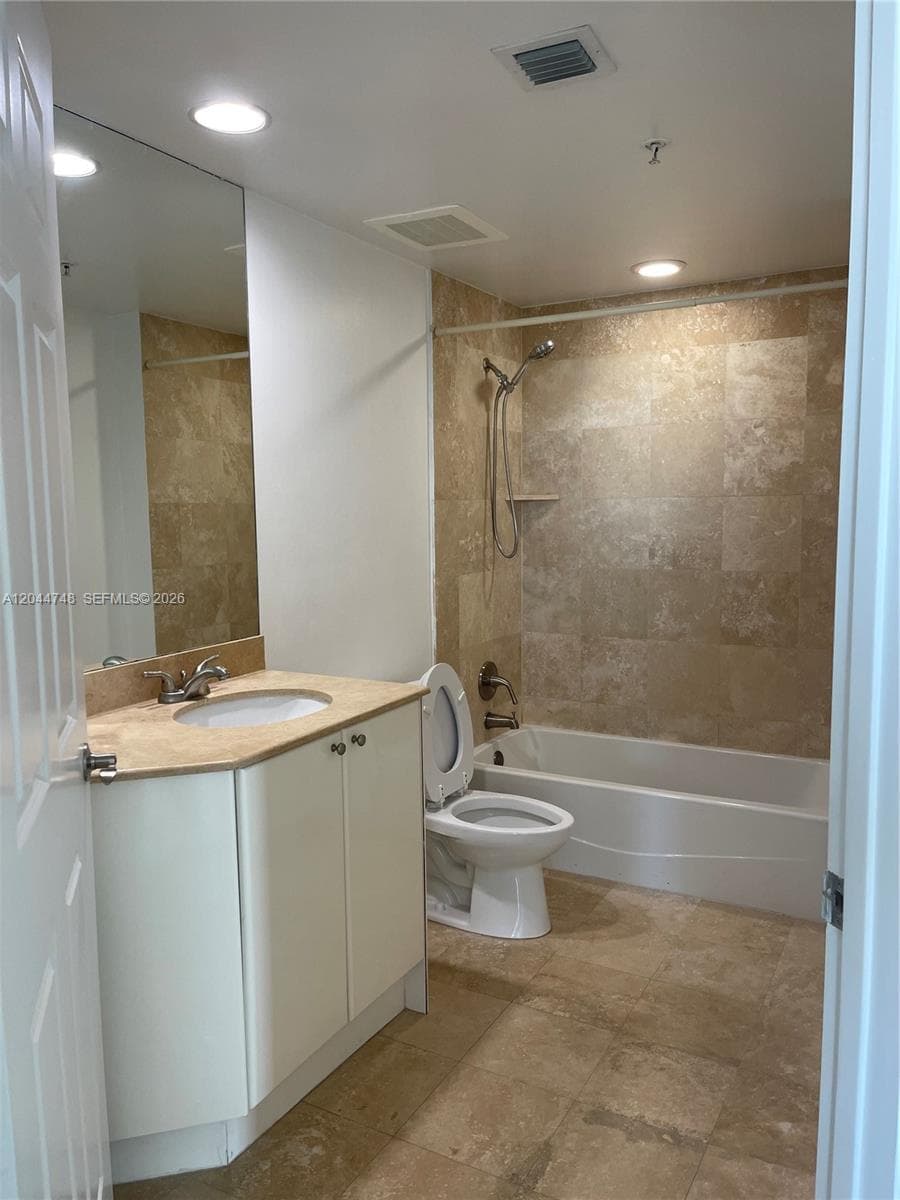 DUO COMDOMINIUM EAST · #1907E in Hallandale Beach - Photo 14