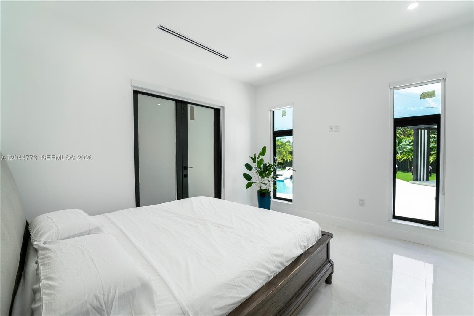 9630 SW 10th Ter photo 35
