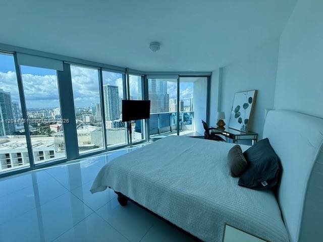 Epic · #3102 in Miami - Photo 12