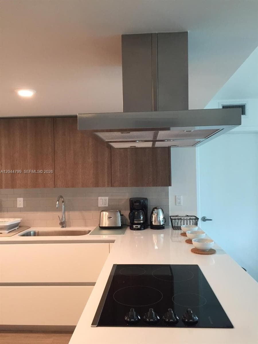 BAY HARBOR CLUB CONDO · #507 in Bay Harbor Islands - Photo 8