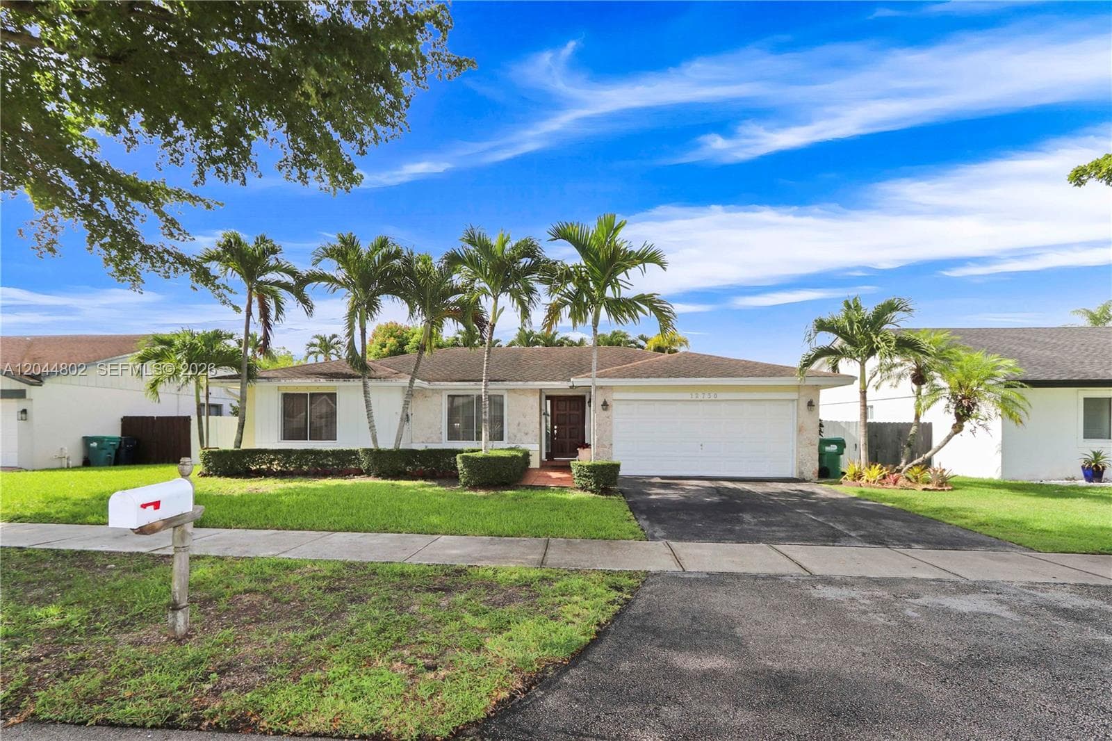 12730 SW 119th St photo 1