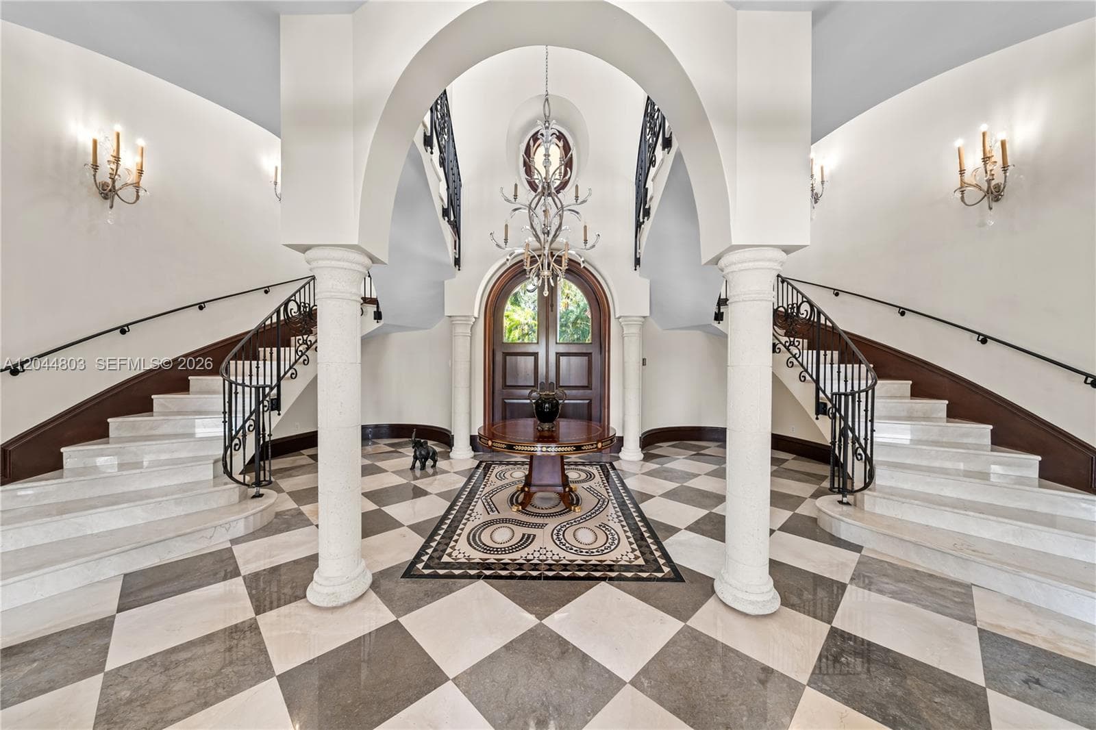 1XX Edgewater Dr photo 4