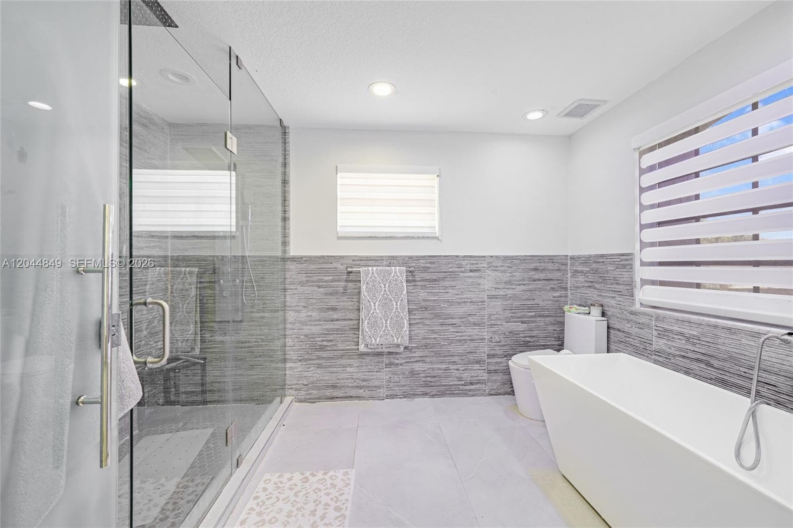 16546 SW 103rd Ln photo 16