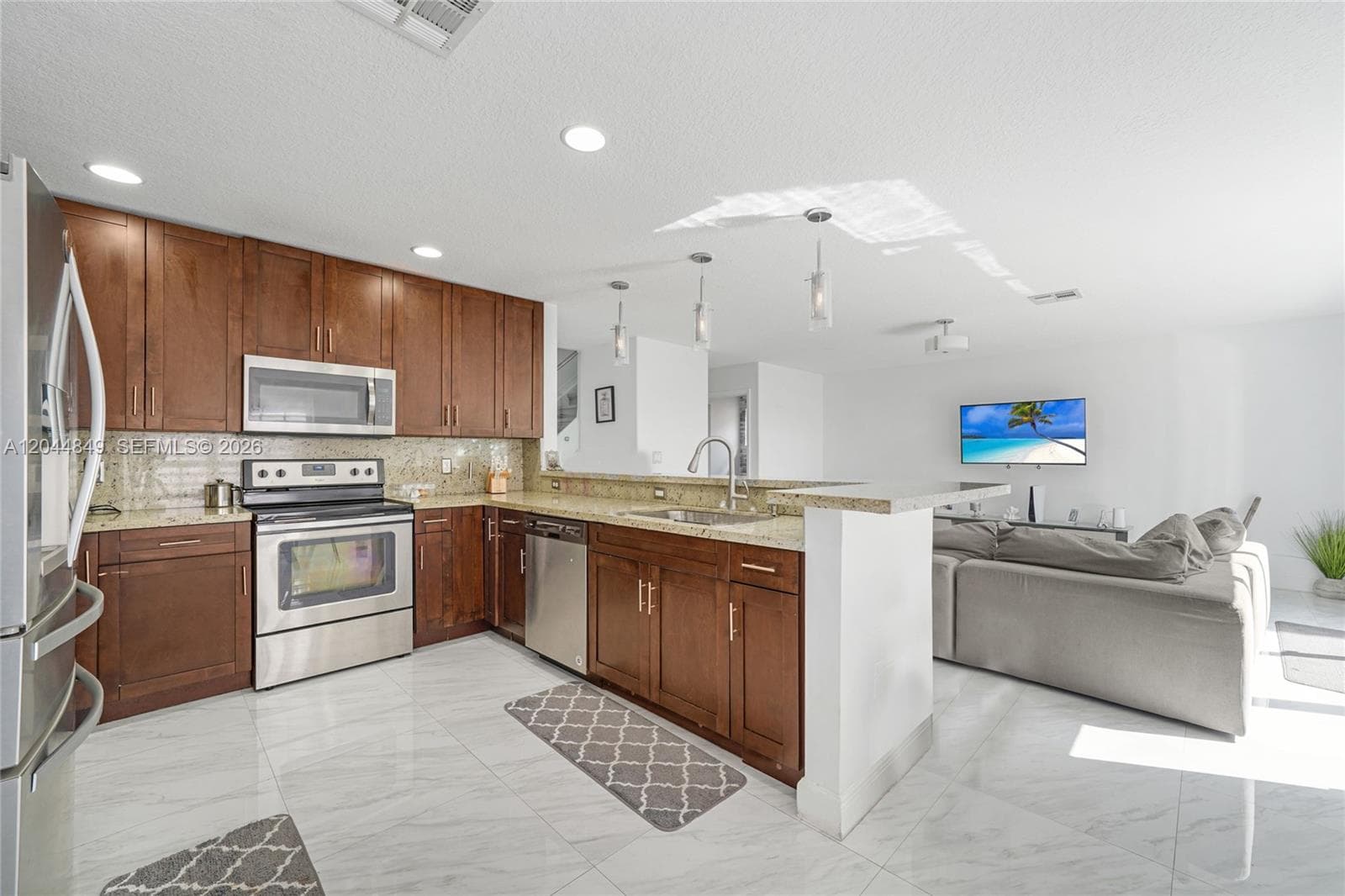 16546 SW 103rd Ln photo 9