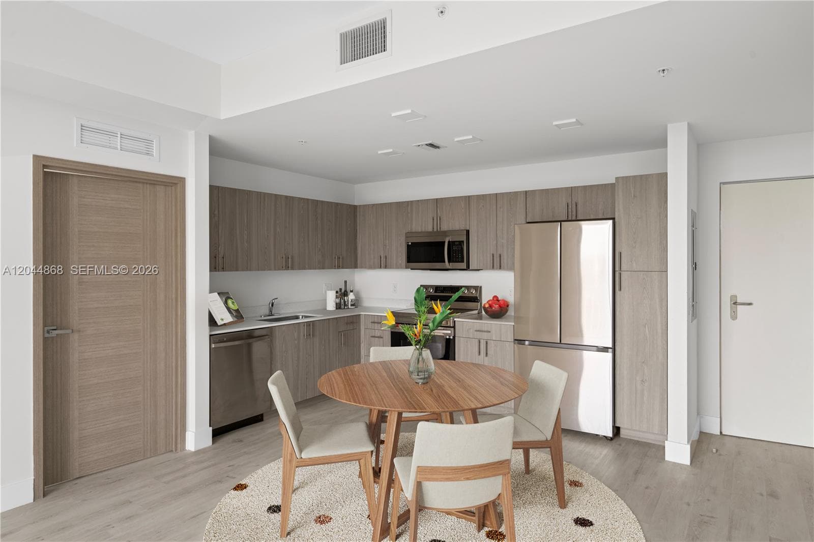 1601 Coral Gate · #510 in Miami - Photo 3