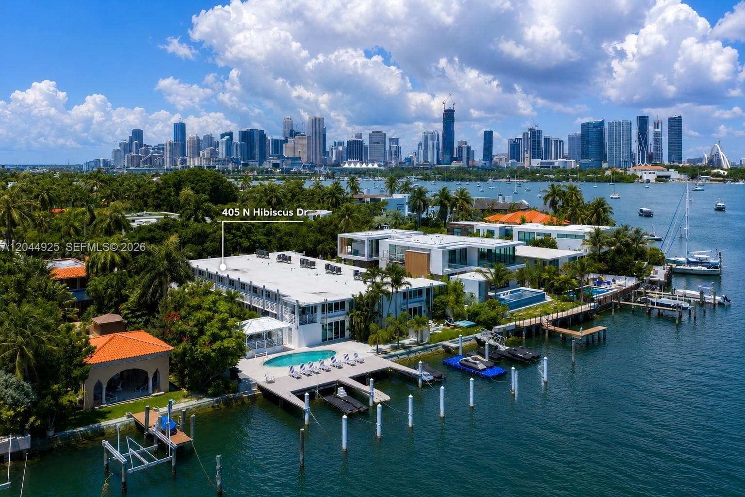 ISLAND CLUB OF SOUTH BEAC · #204 in Miami Beach - Photo 2