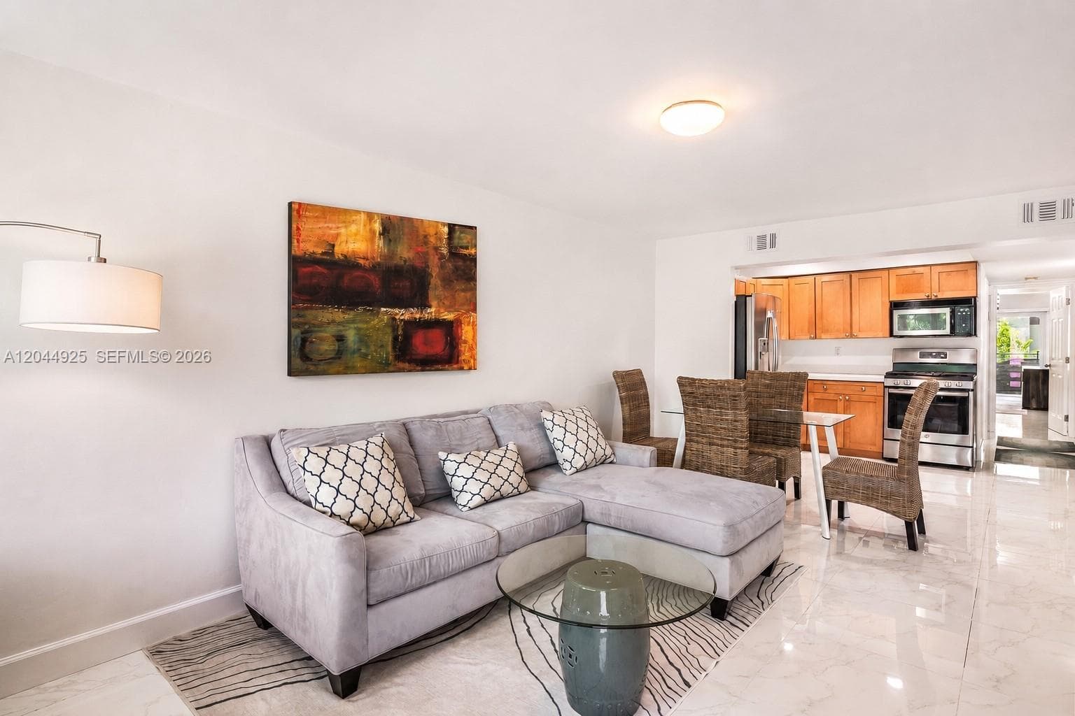 ISLAND CLUB OF SOUTH BEAC · #204 in Miami Beach - Photo 3