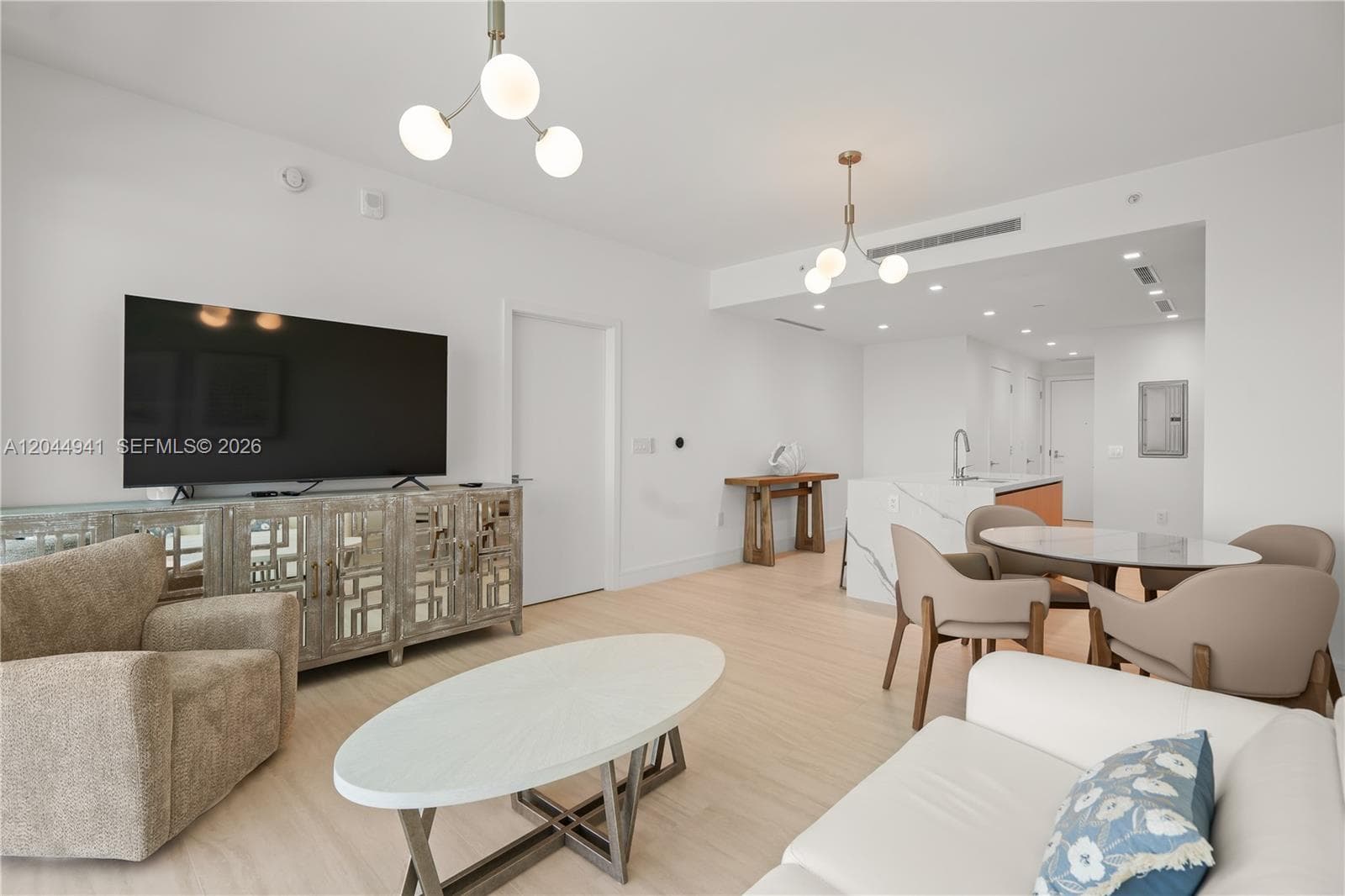 2411 Laguna Circle · #2107 in Miami - Photo 8