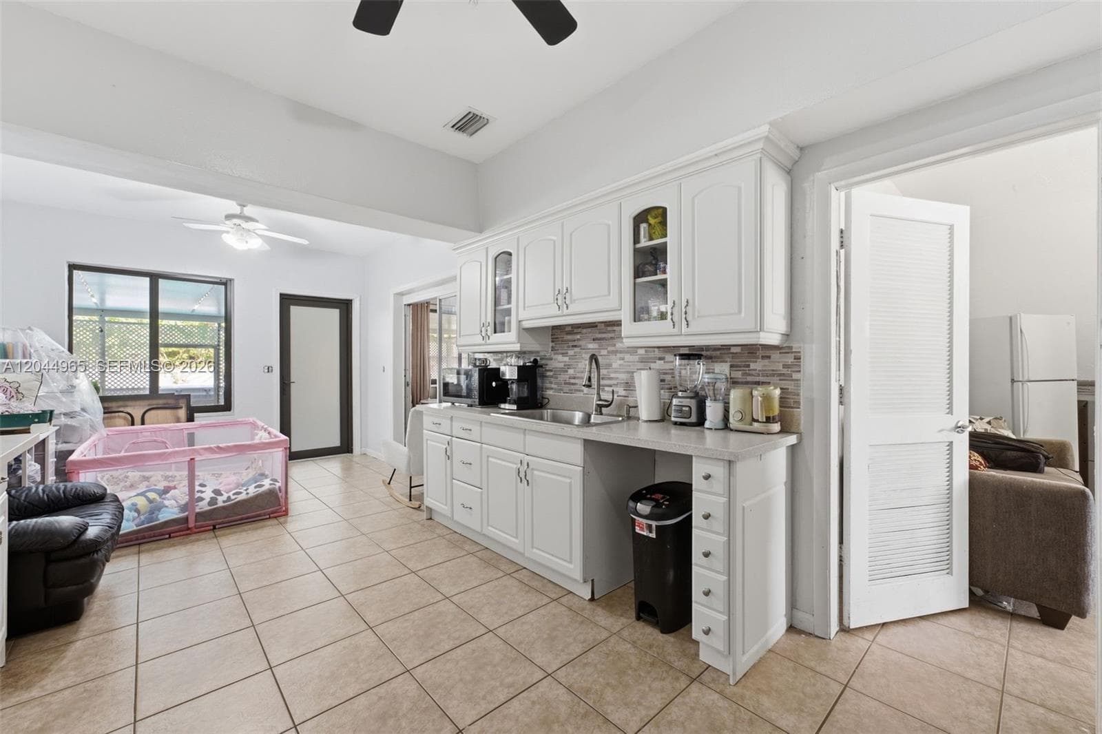 1421-1419 SW 76 ct photo 17