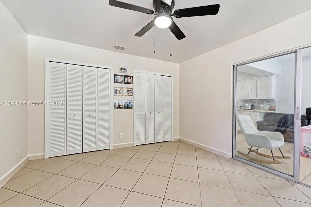 1421-1419 SW 76 ct photo 12