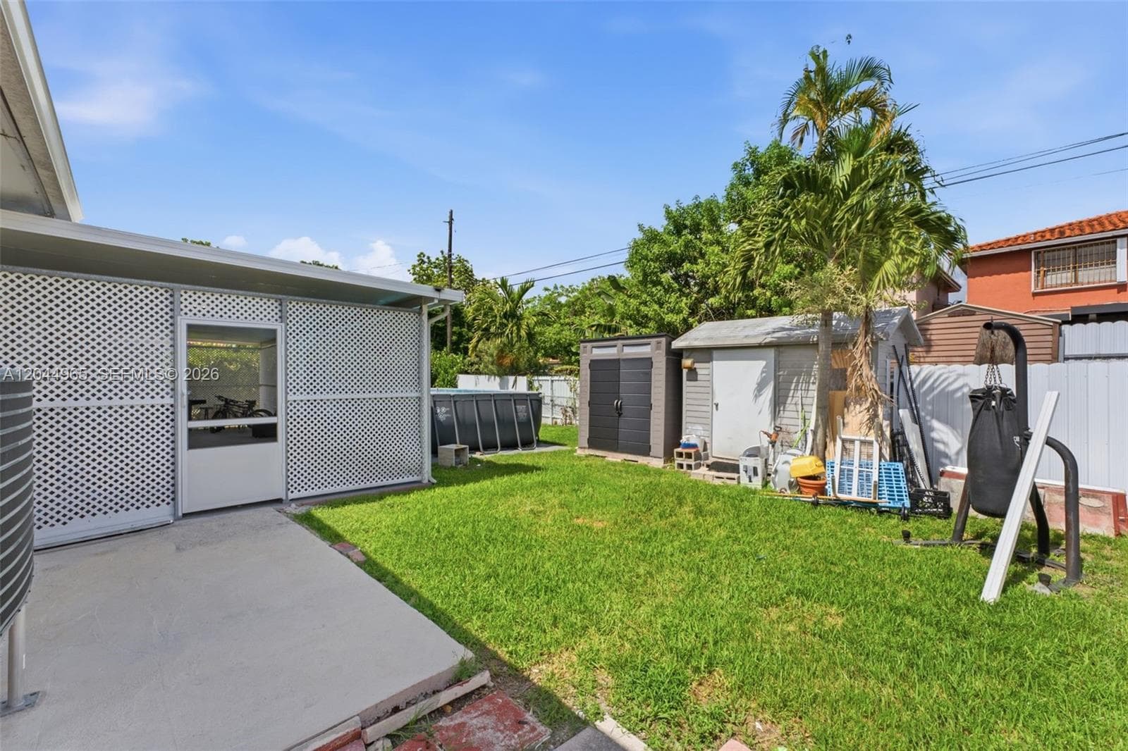 1421-1419 SW 76 ct photo 22