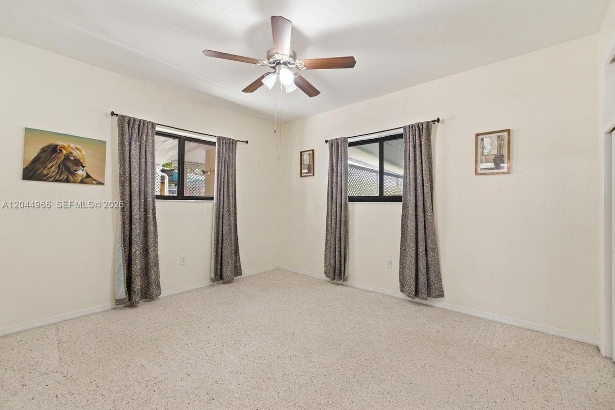1421-1419 SW 76 ct photo 34