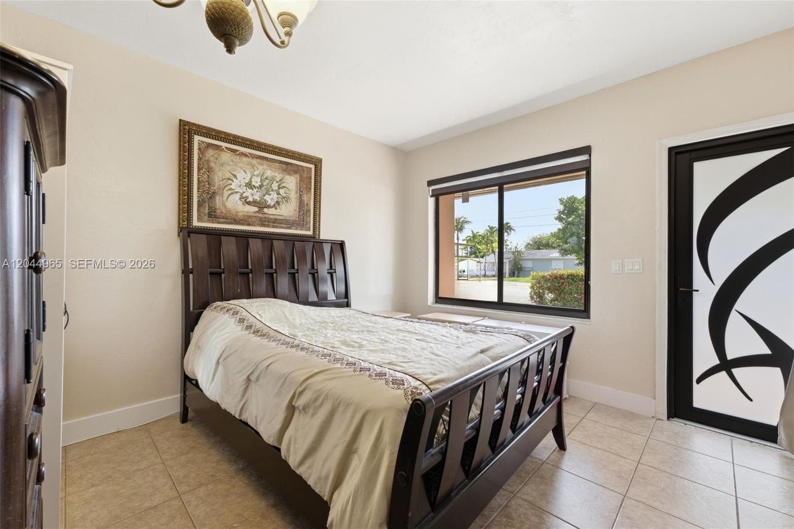 1421-1419 SW 76 ct photo 4