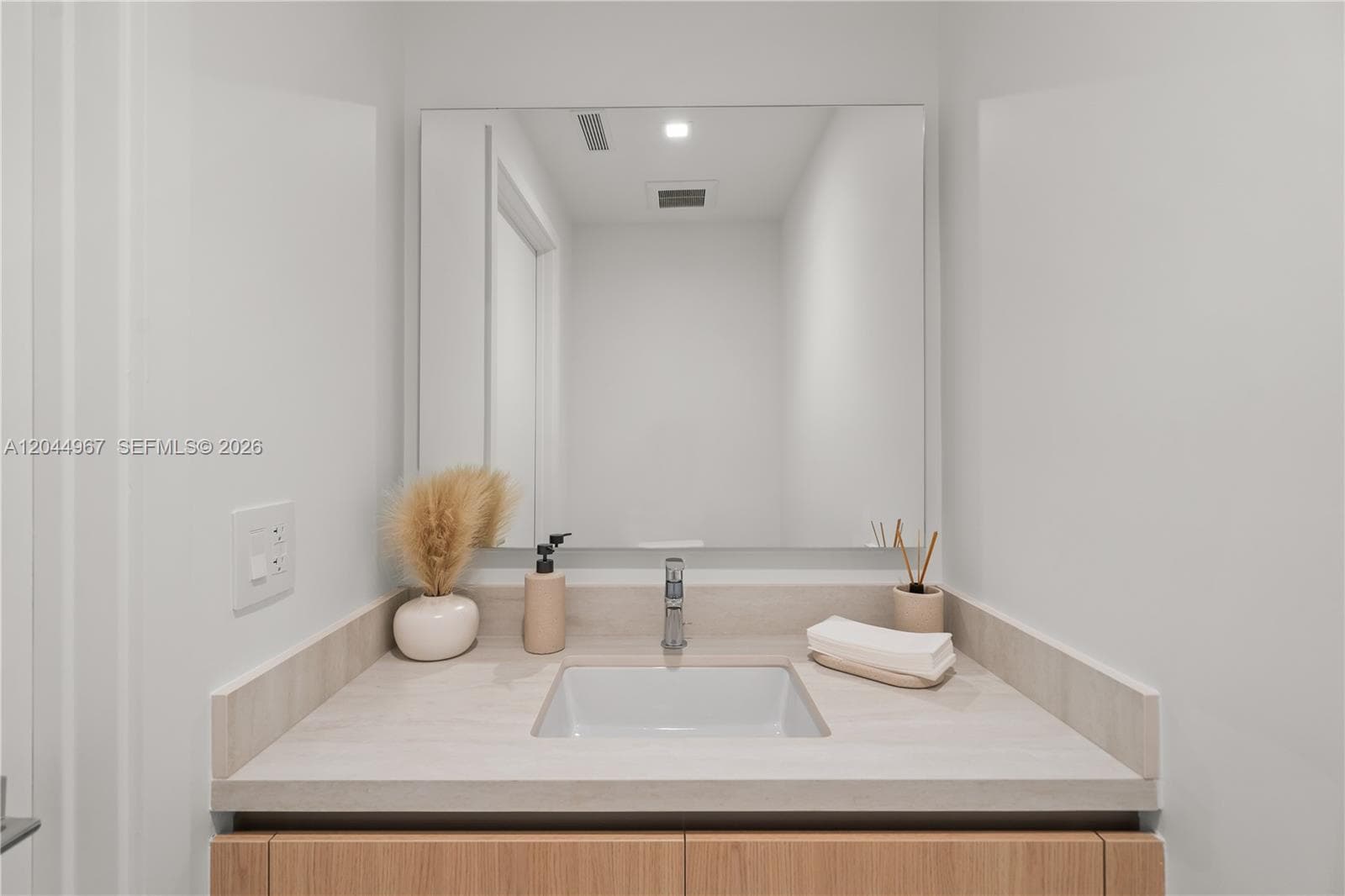 2411 Laguna Circle · #1207 in Miami - Photo 22