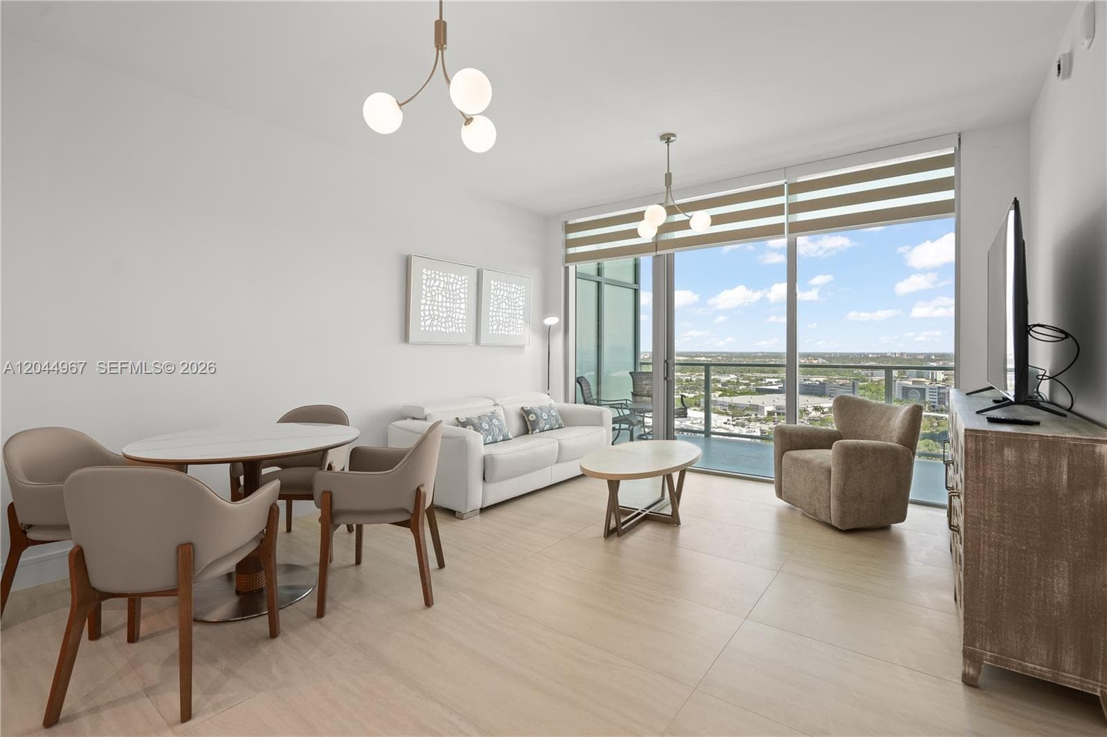 2411 Laguna Circle · #1207 in Miami - Photo 3
